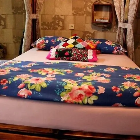 Oda ve Kahvaltı Akide Butik